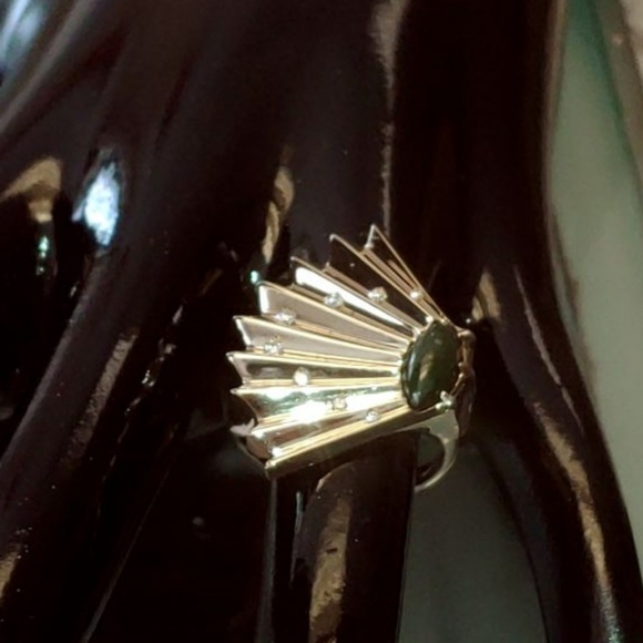 14k Ring - Picture 6 of 10